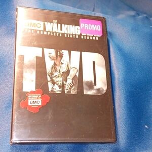 The walking dead the complete sixth season DVD bonus features
